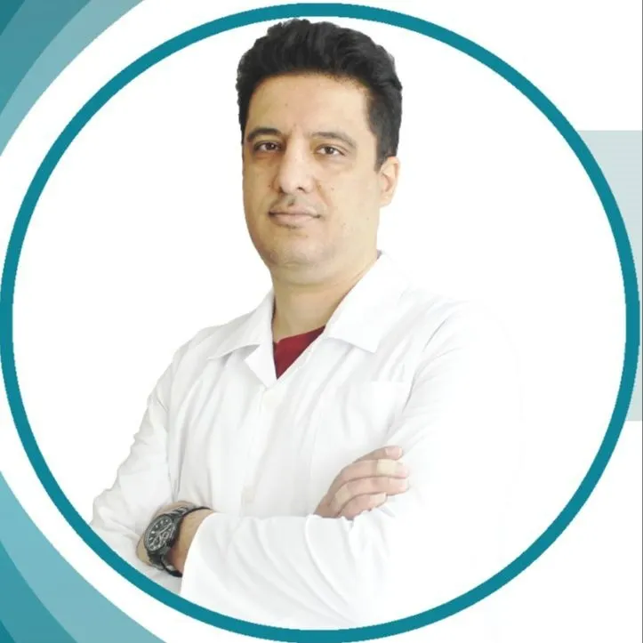 دکتر محمود نجفی