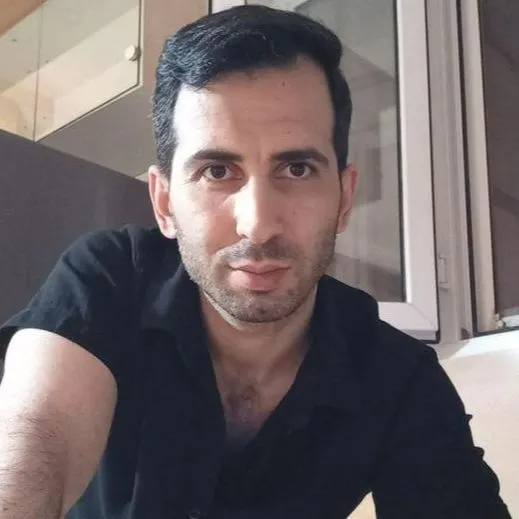 دکتر کمیل فرج نژاد قادی