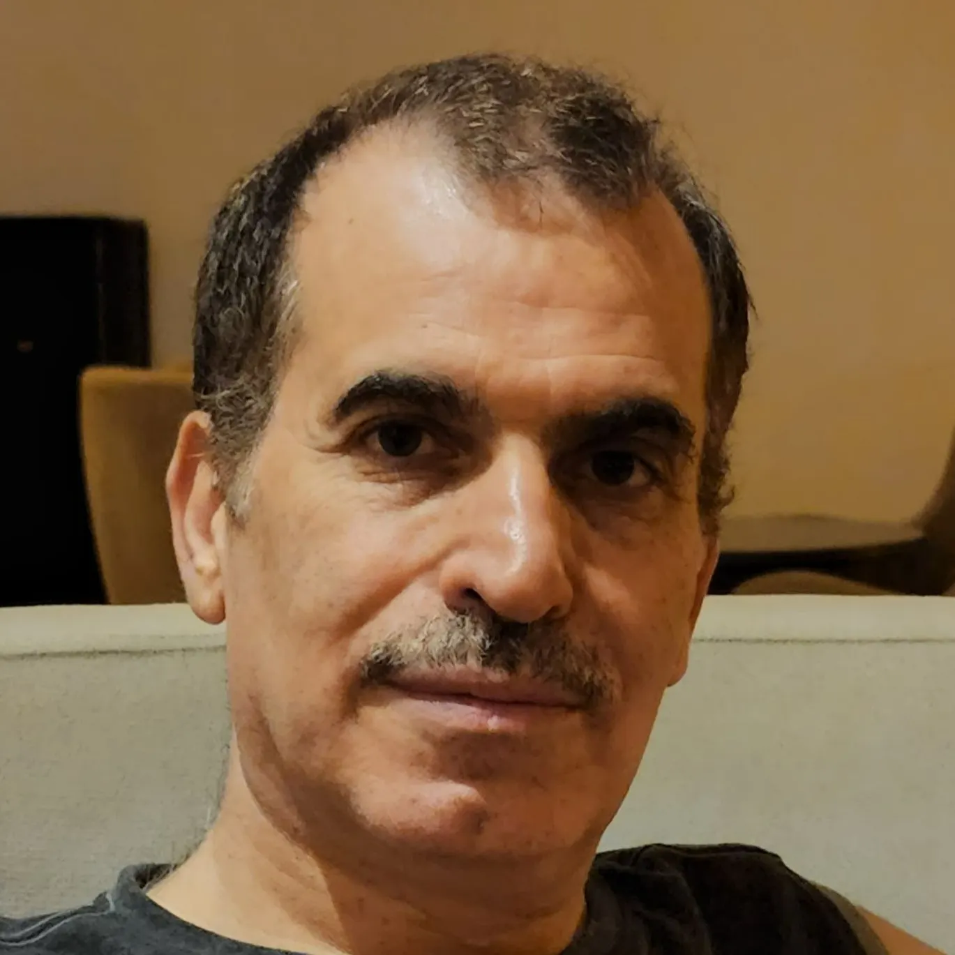 دکتر حمید مهدوی اردکانی