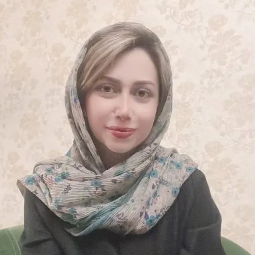 مینا مینایی