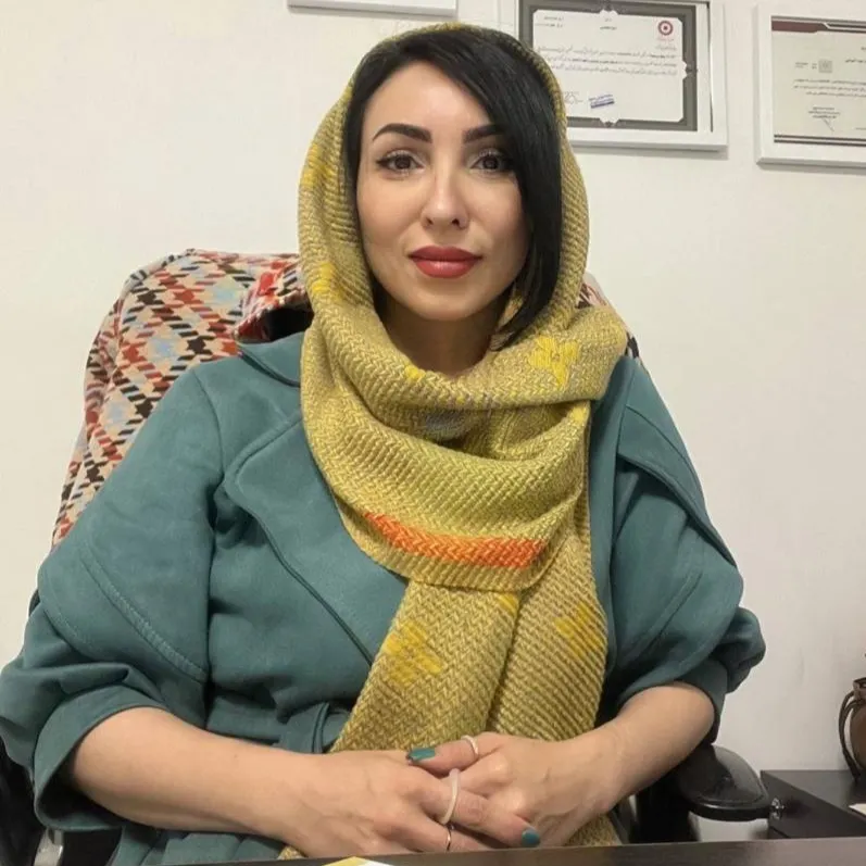 مهناز شریعت