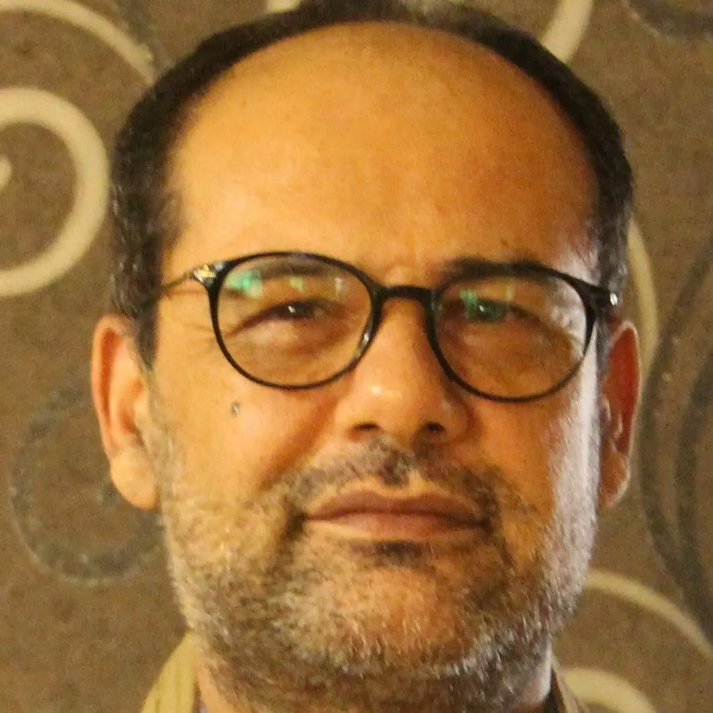 دکتر حسن شاهرخی