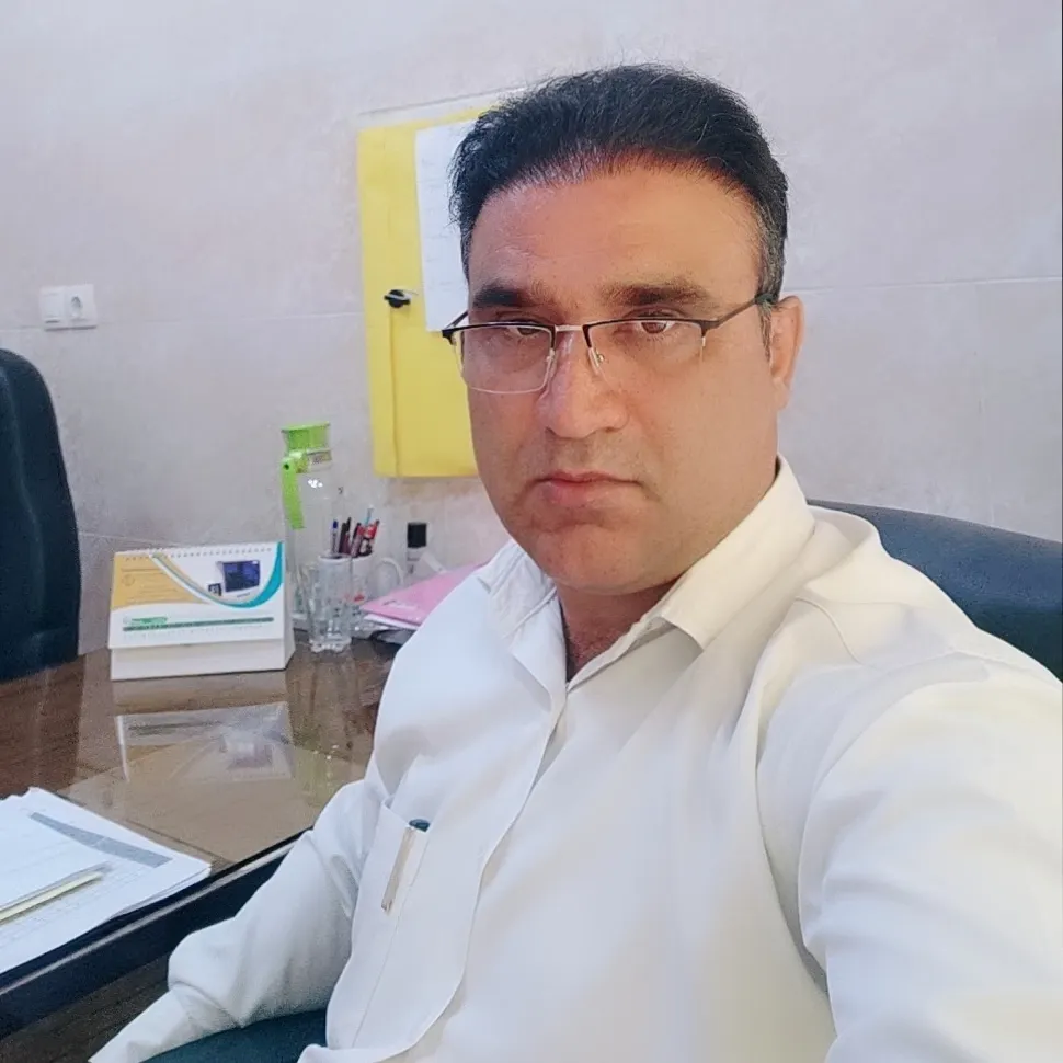 هوشنگ نبوی