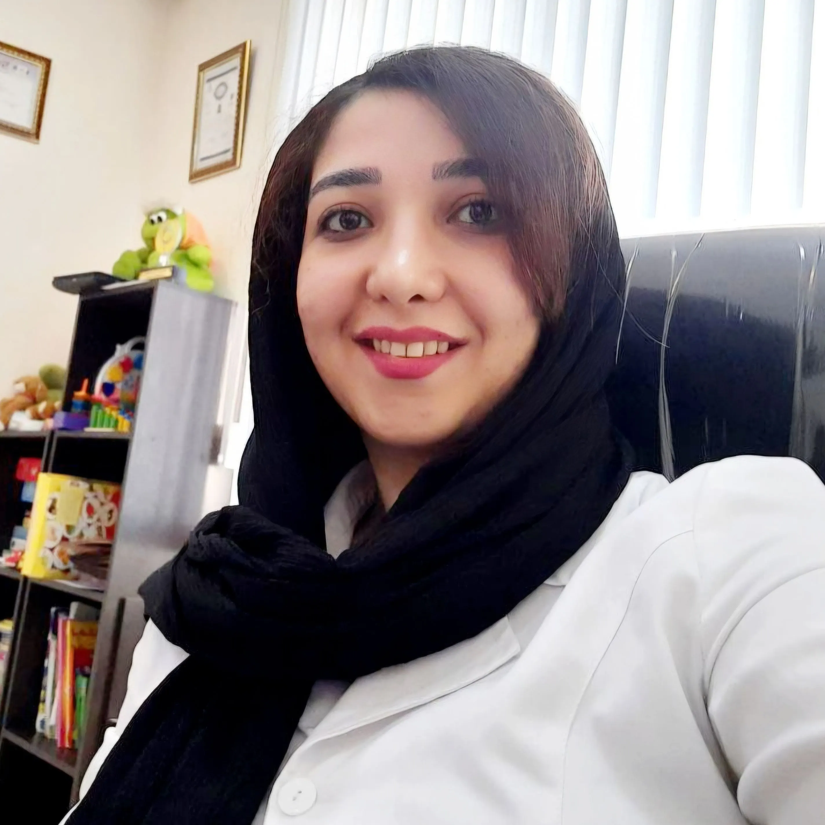 فاطمه ستاریان