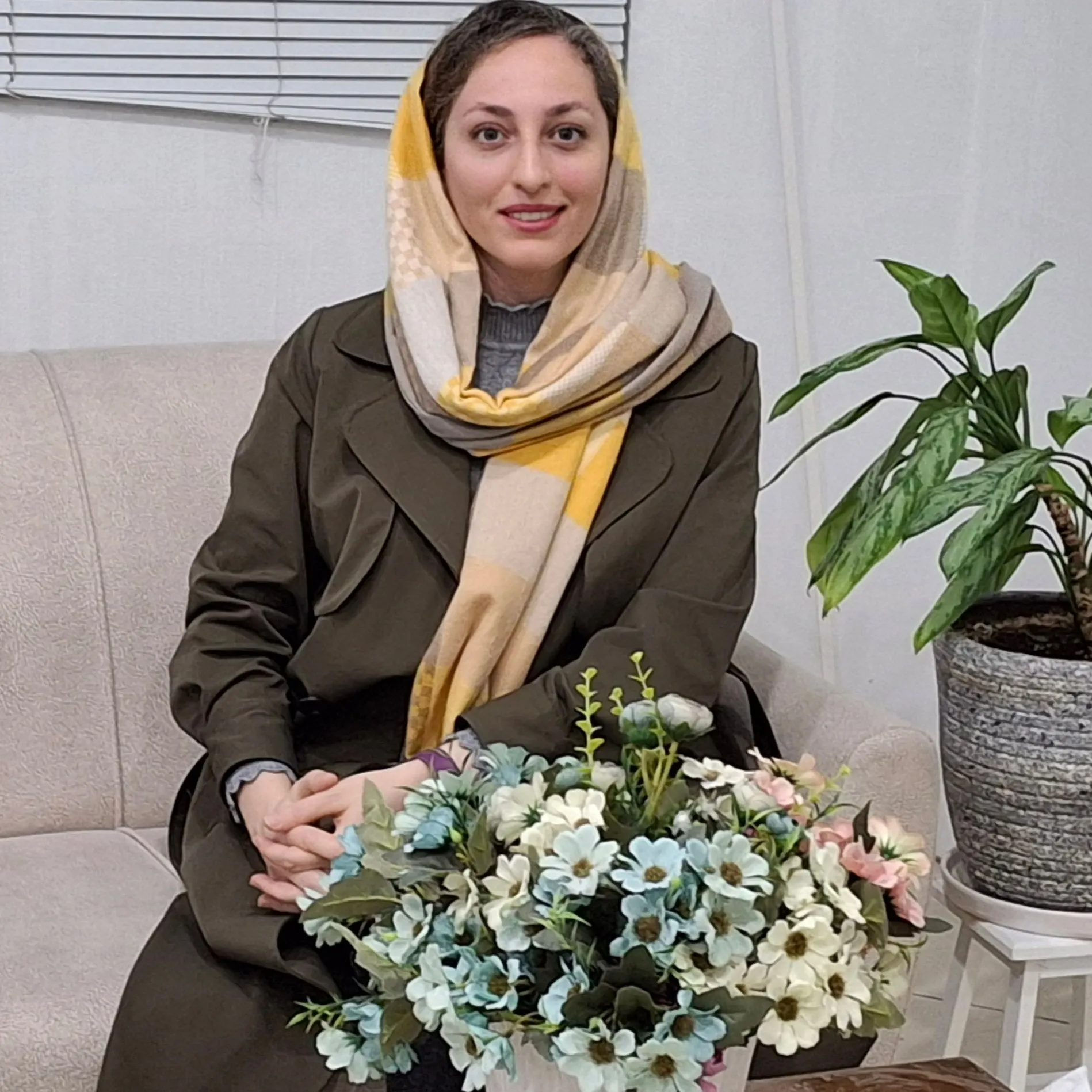 راضیه موحدی فر