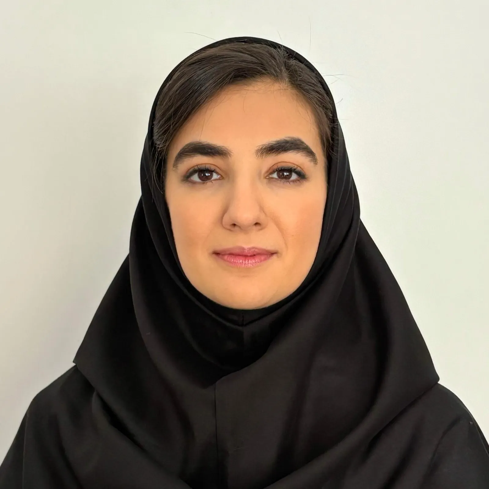 دکتر سارا سادات نبوی زاده