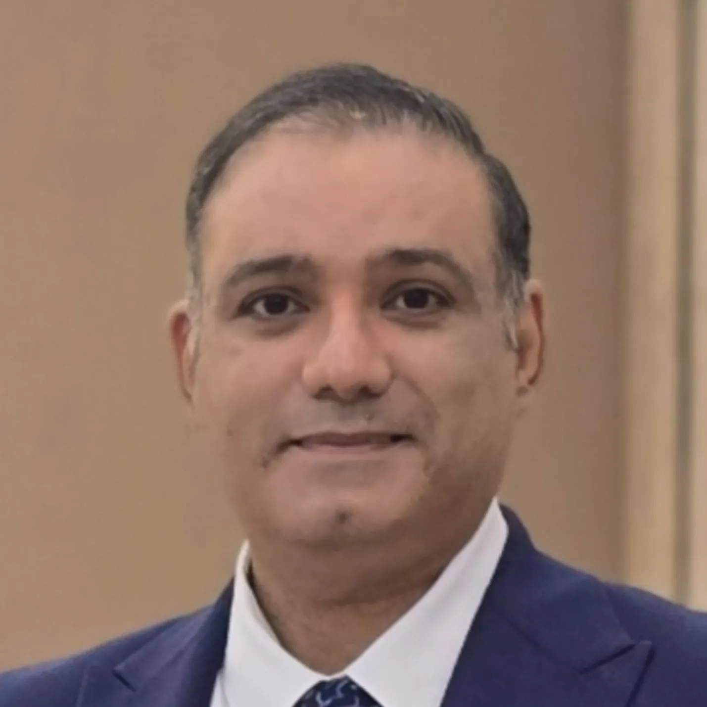 دکتر احمد حسینی