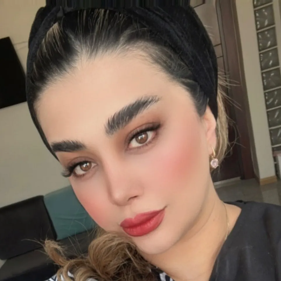 دکتر یاسمن نجفی