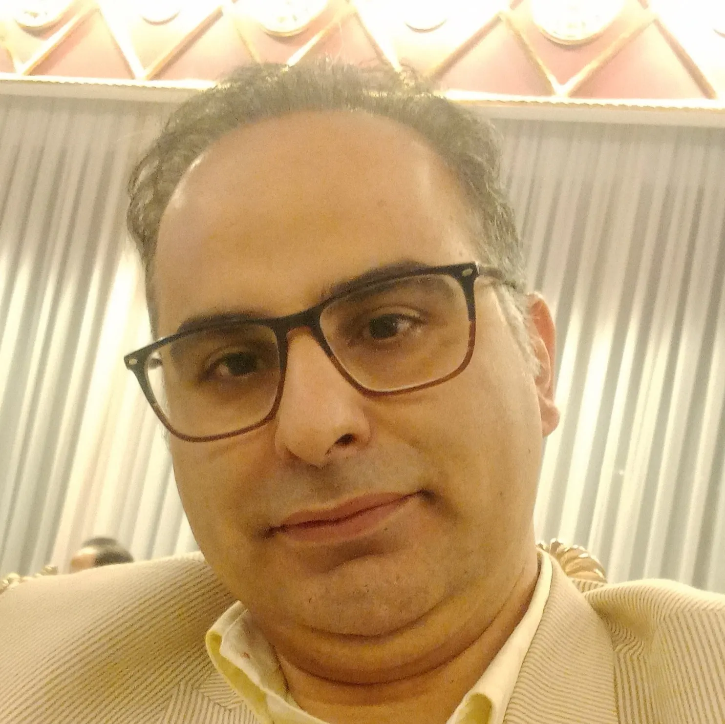 دکتر حامد طبسی زاده