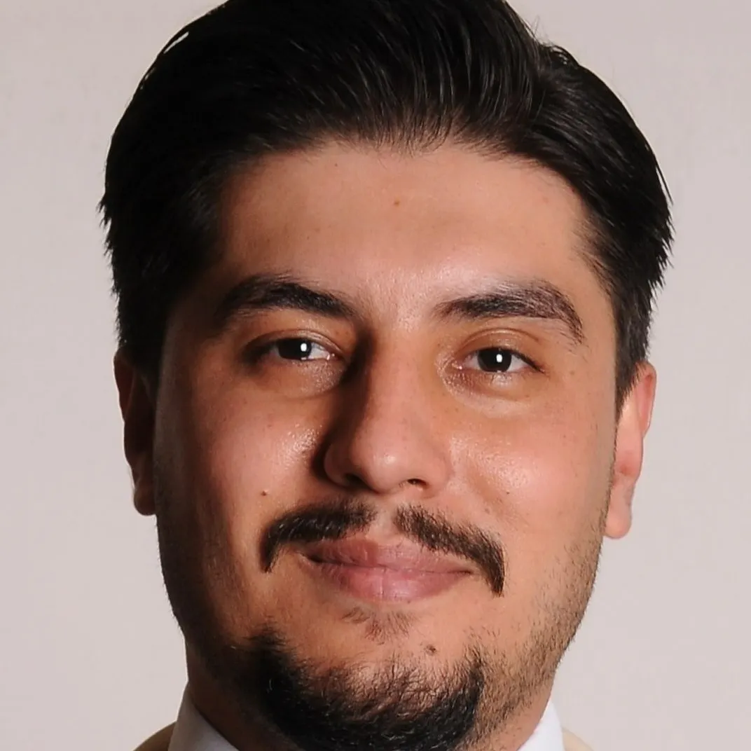 دکتر نعیم گهرنیا