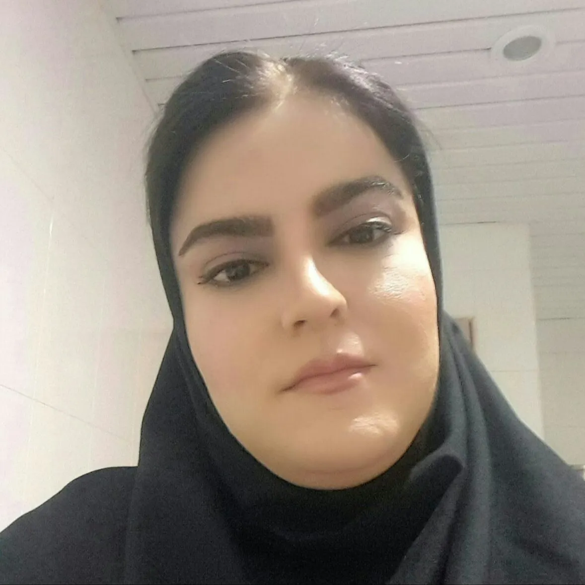فرزانه خان پور