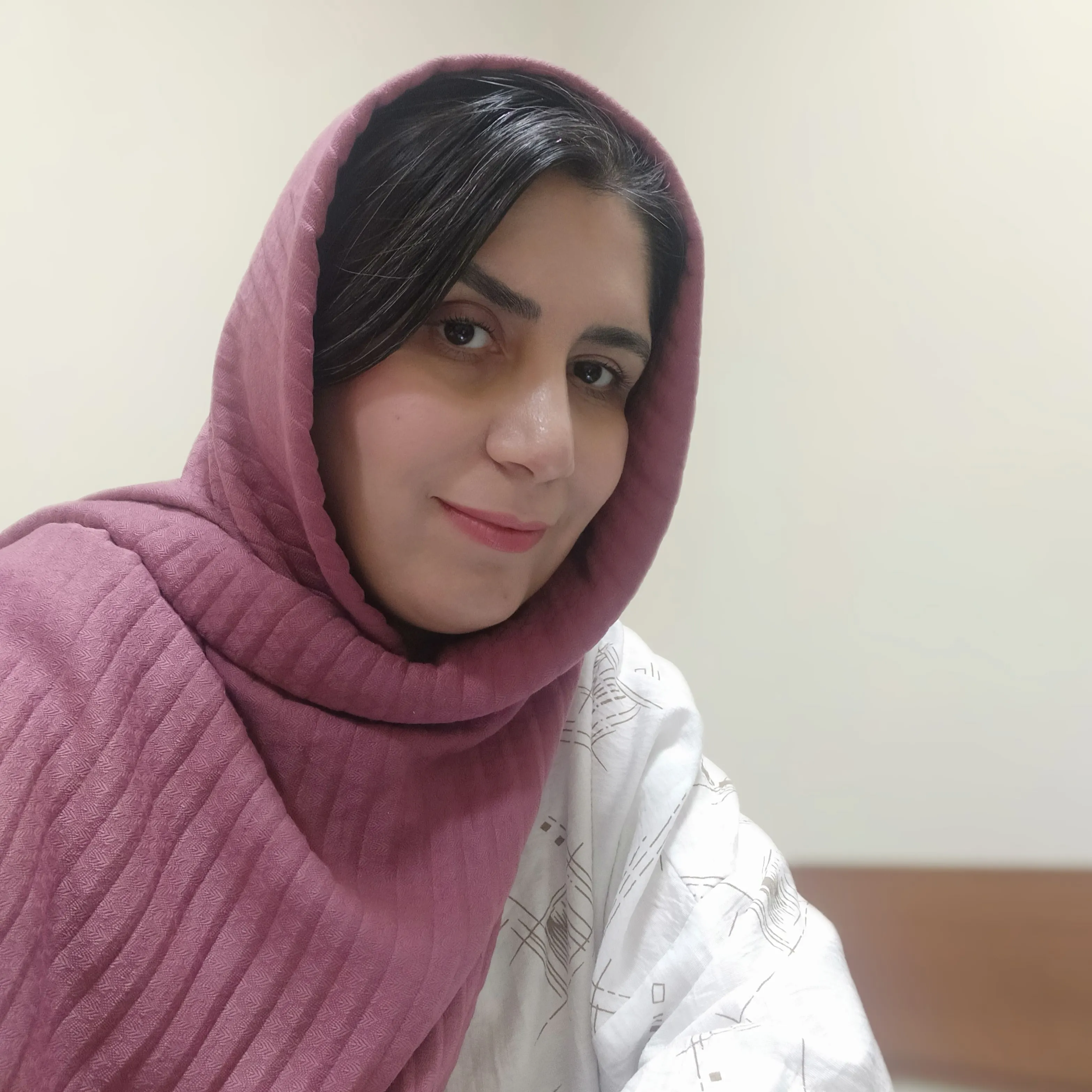 نوشین حیدری