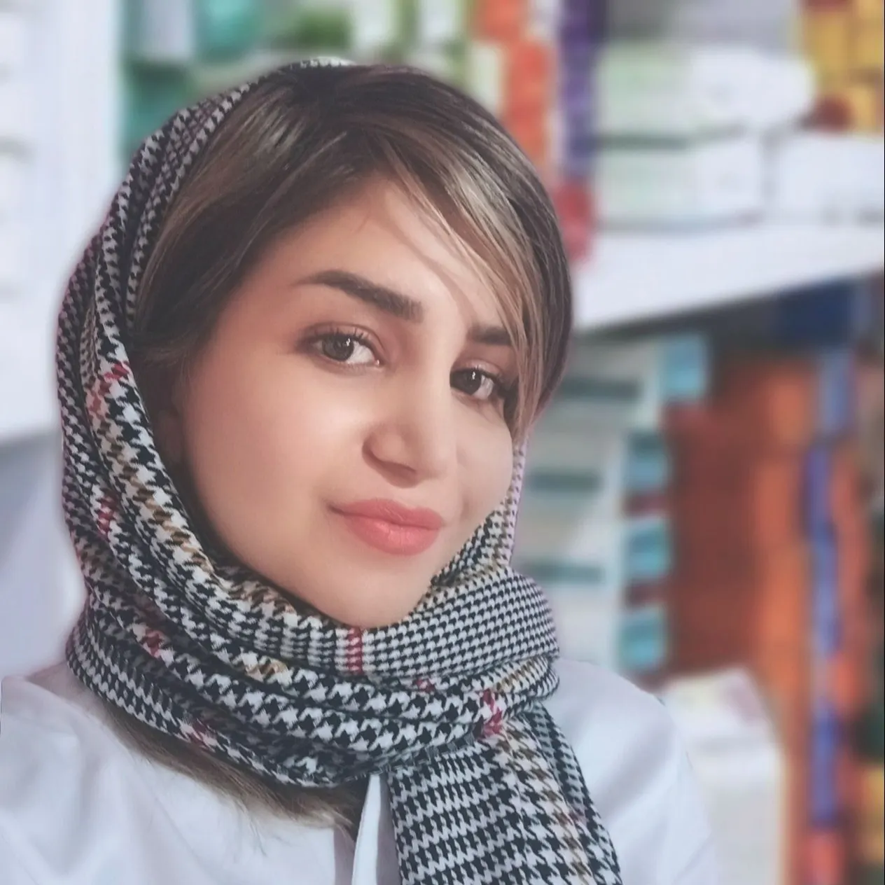 دکتر فرناز نوری