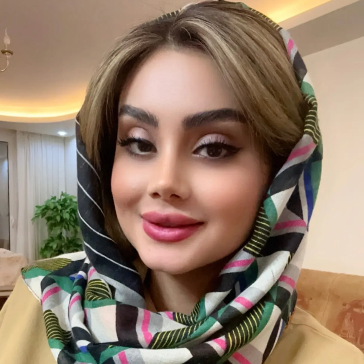 زهرا نادرطهرانی