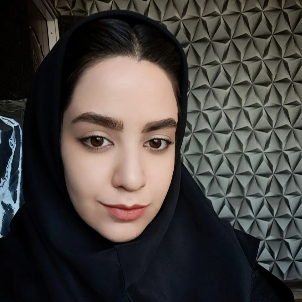 فاطمه فروزانفر