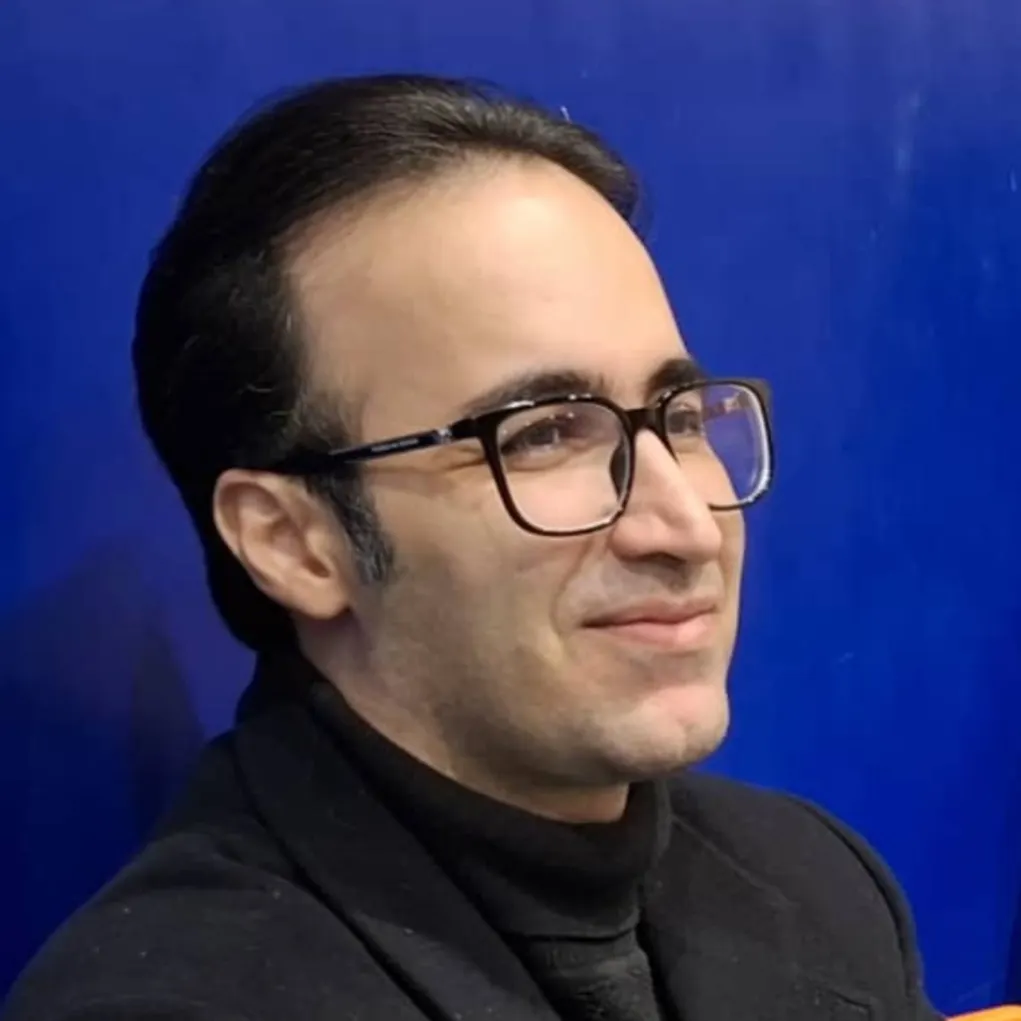 دکتر نوید زاده باقری