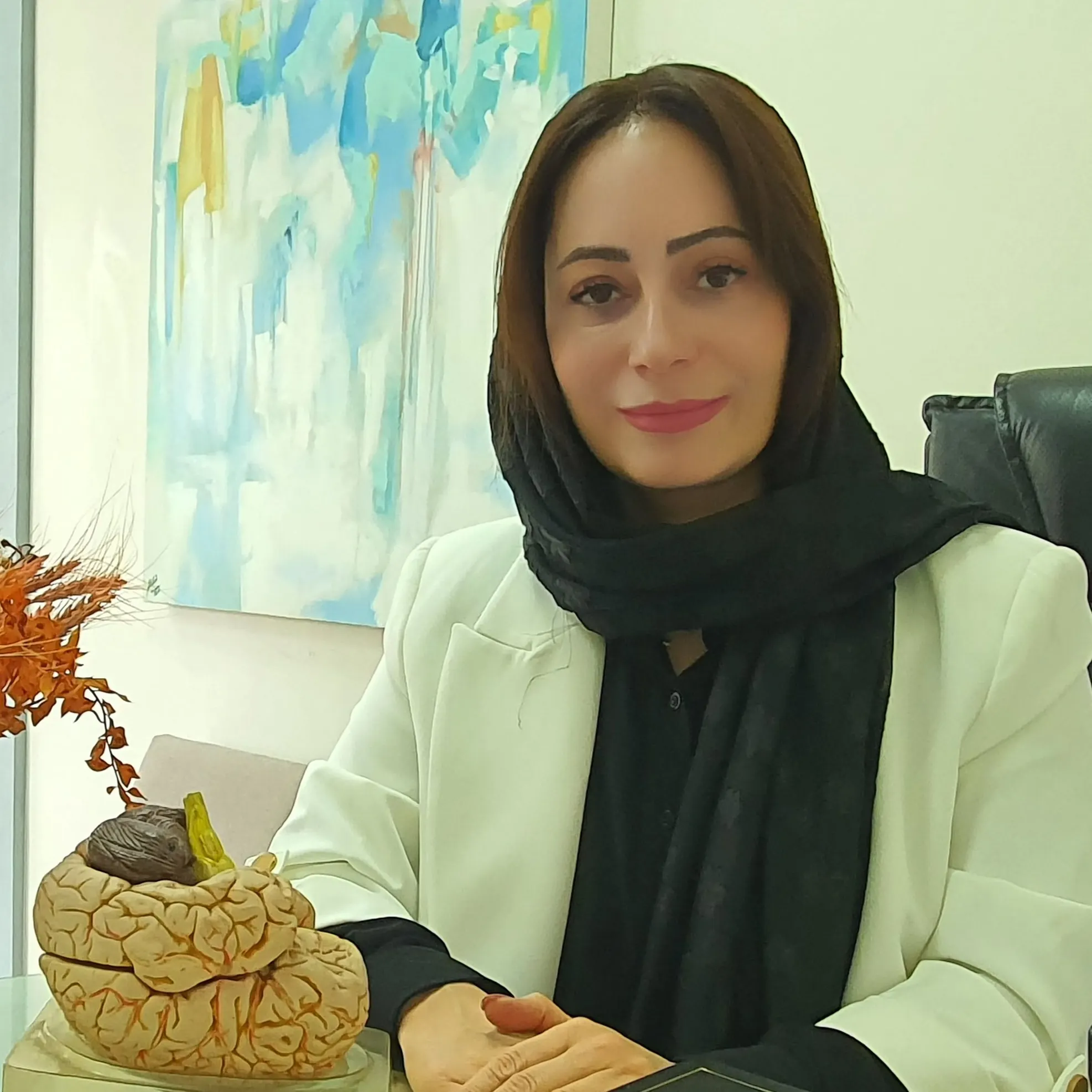 دکتر تیفا یکتانژاد