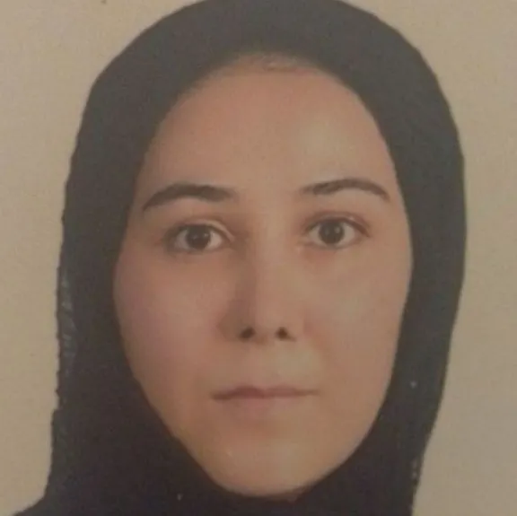 نورا بی درنگ
