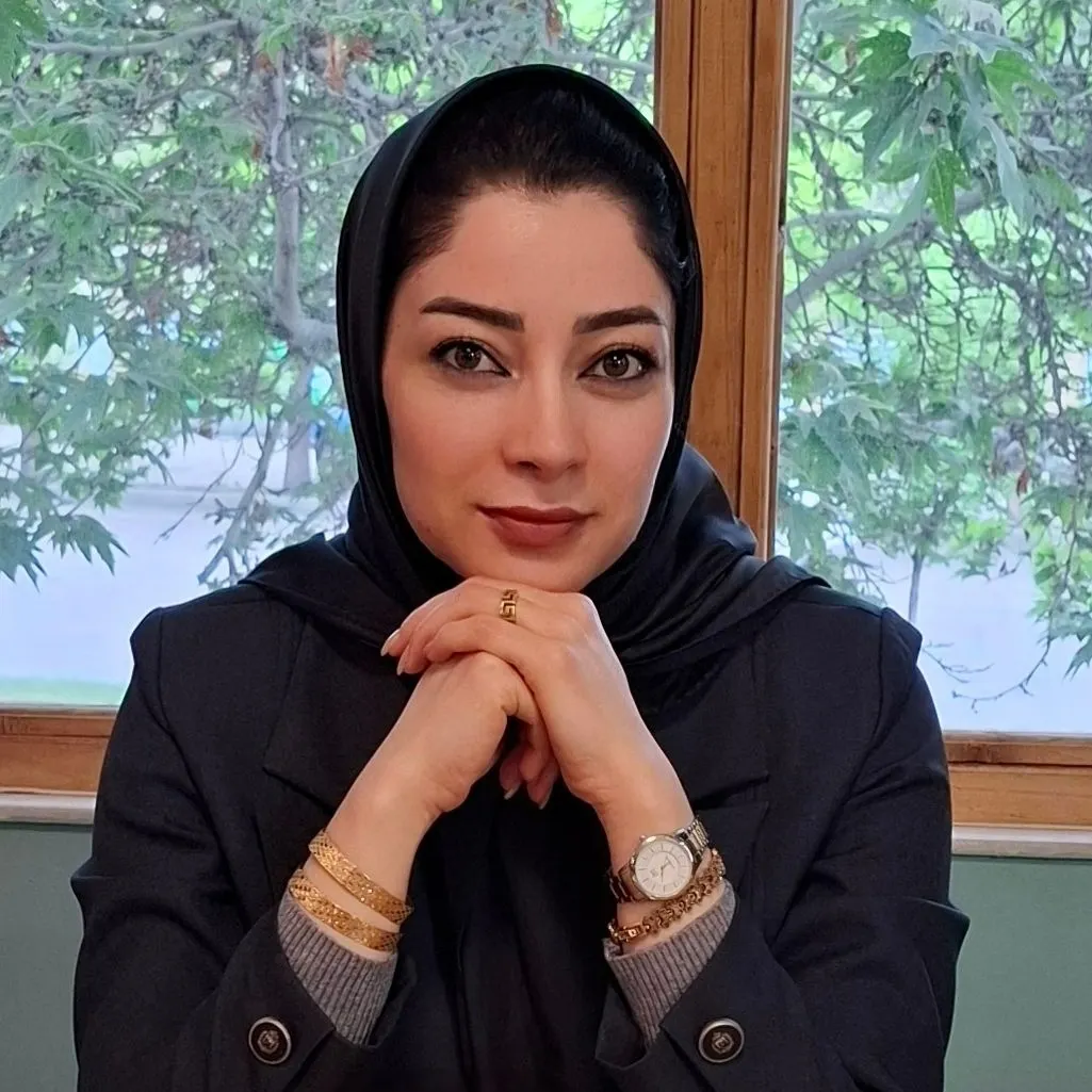 معصومه آجودانی