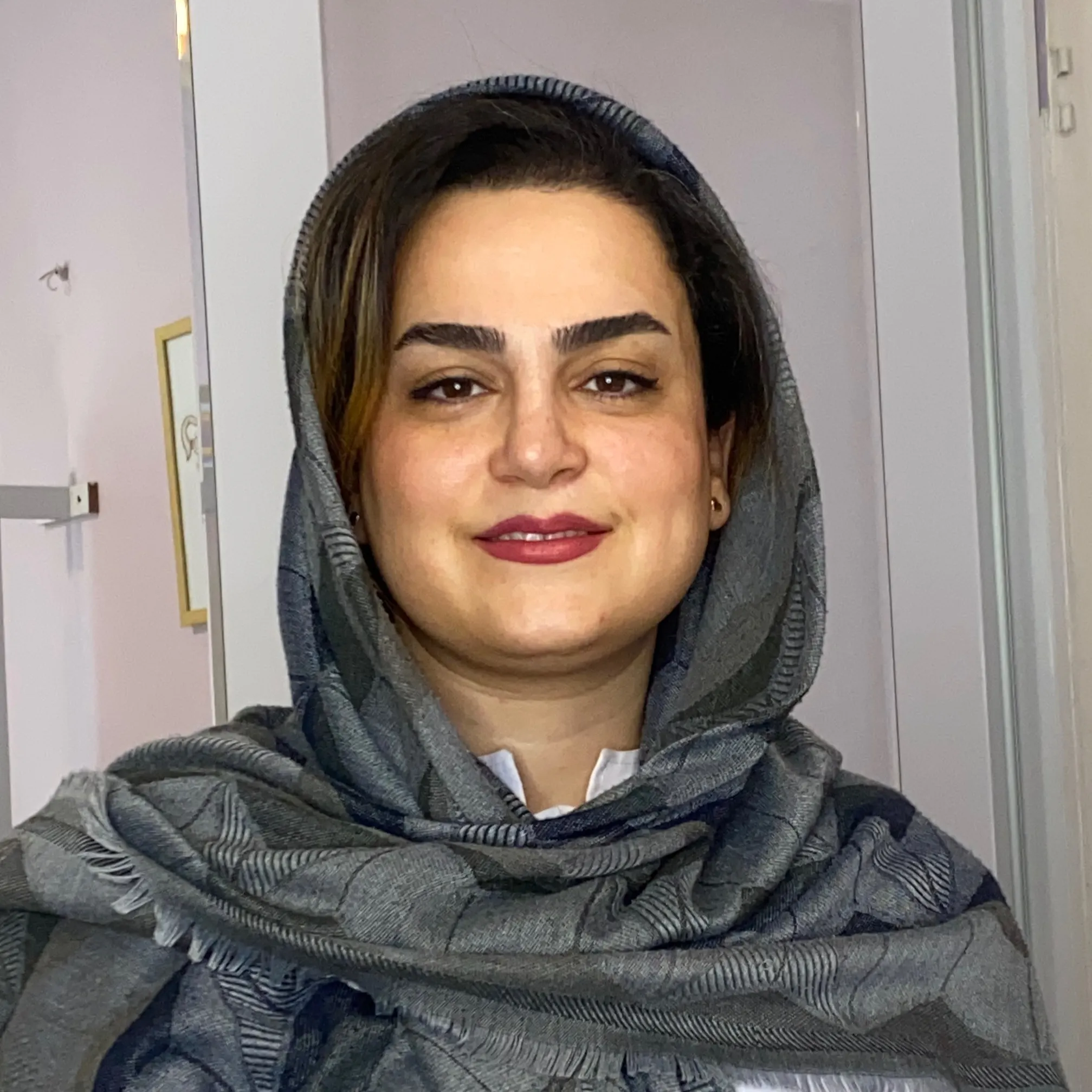 دکتر فروغ الزمان جباری
