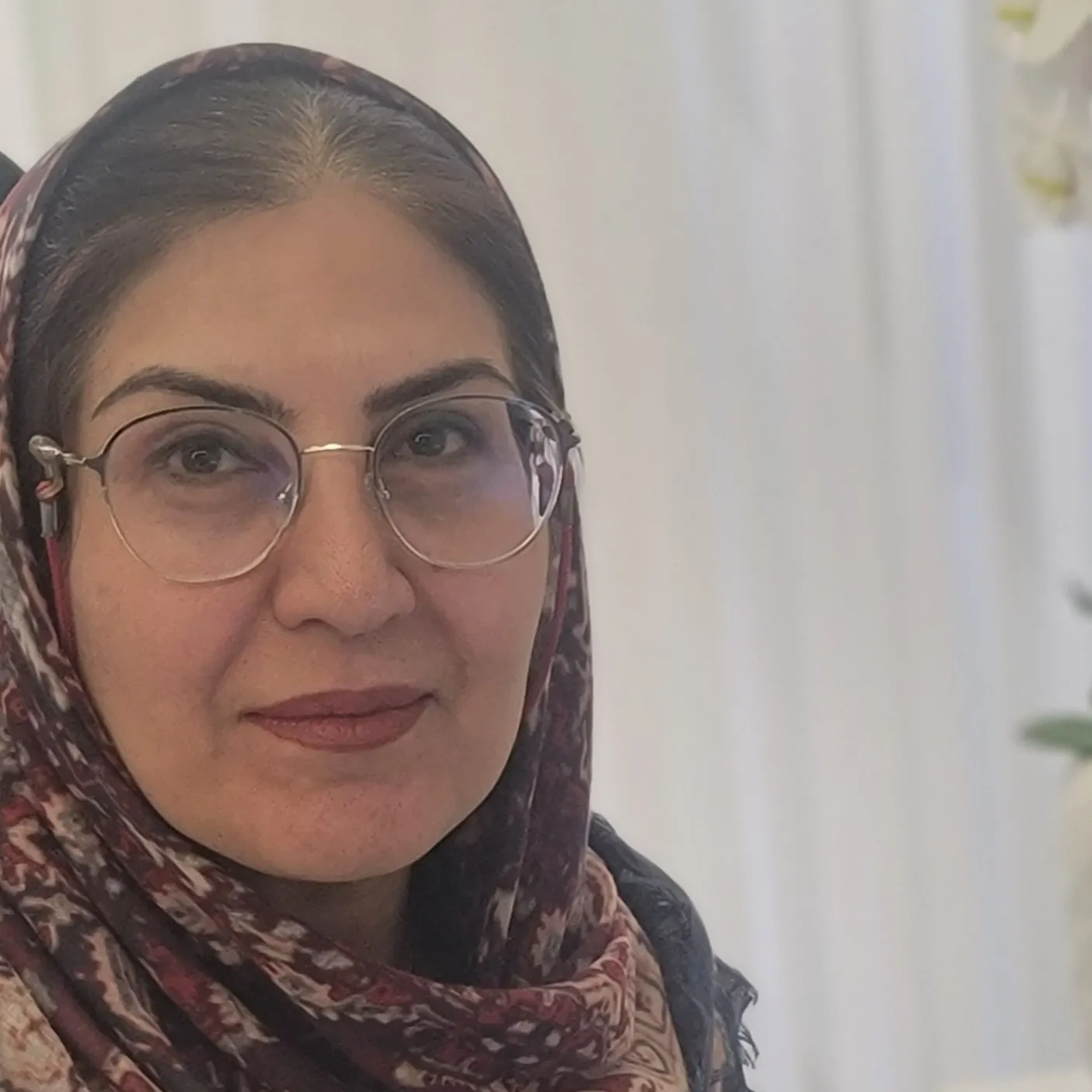 دکتر لیلا حسام زاده