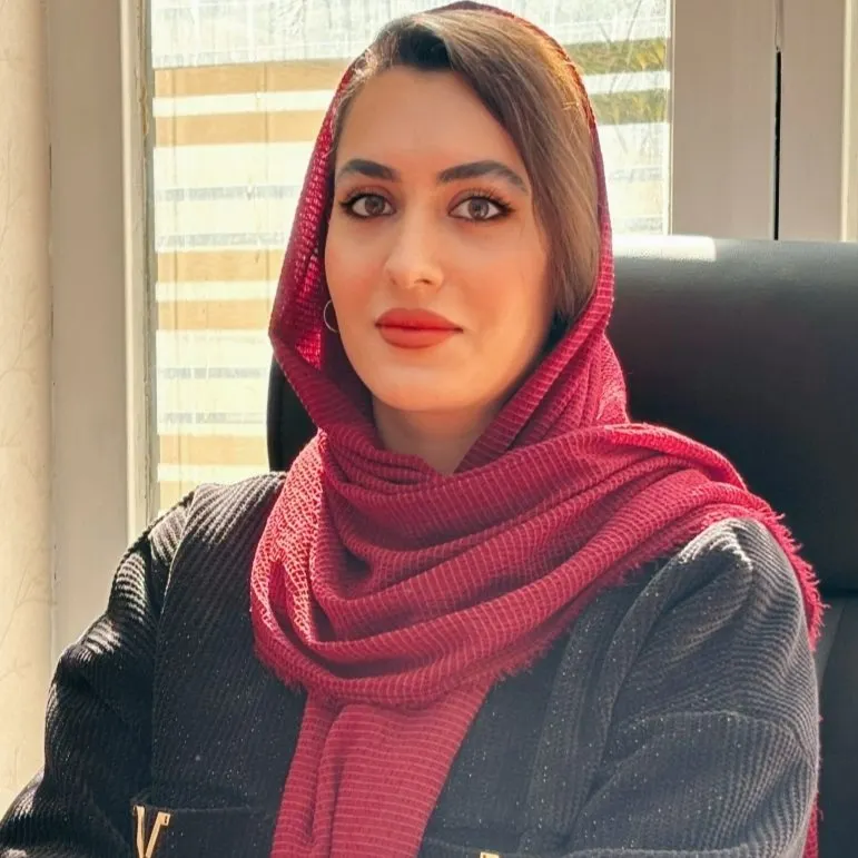 محدثه مشیری فر