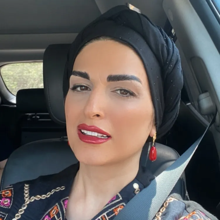 دکتر آرزو سعیدی فر