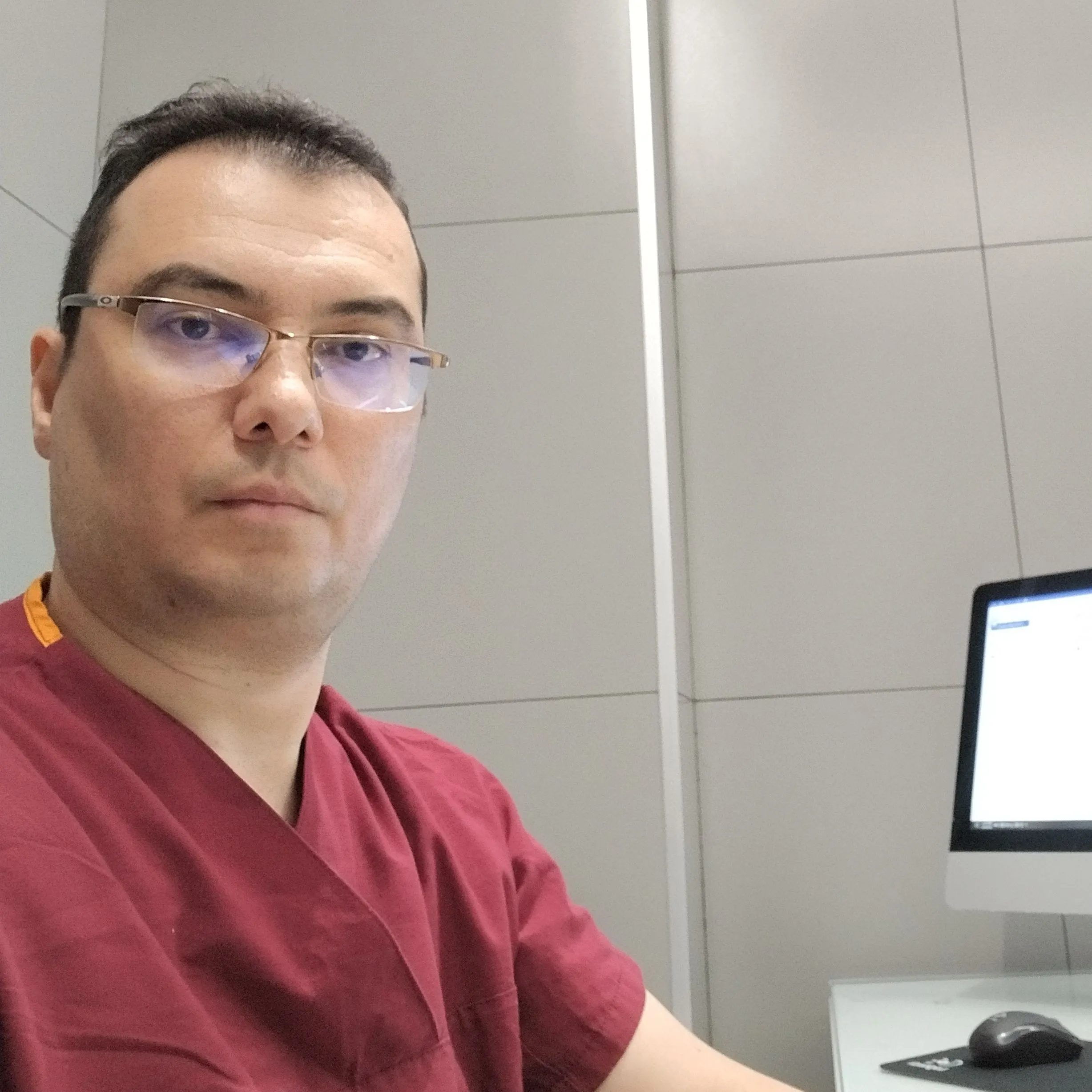 دکتر یوسف رفیعی