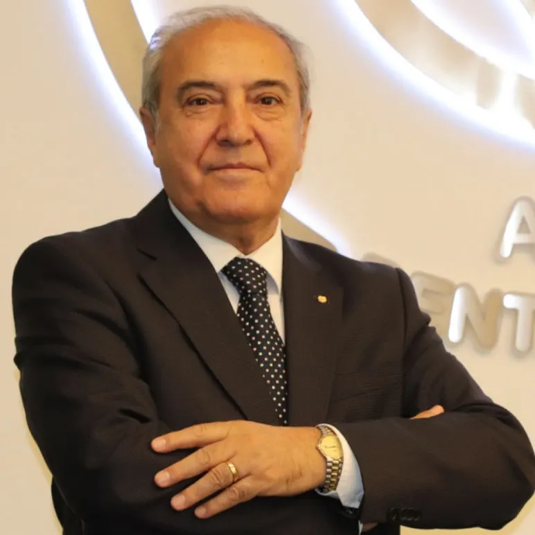 دکتر غلامرضا غزنوی