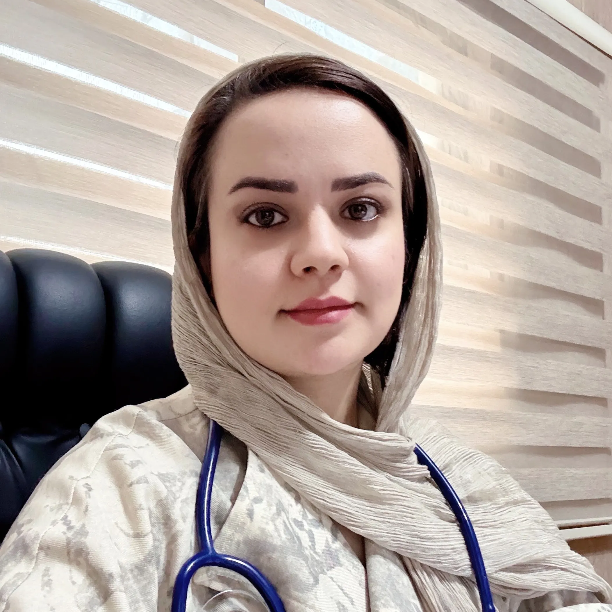 یاسمین نافذ عارفی