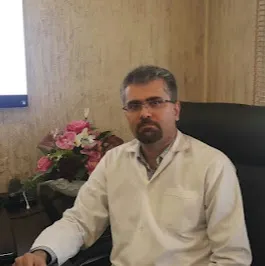 دکتر وحید لطفی فرد
