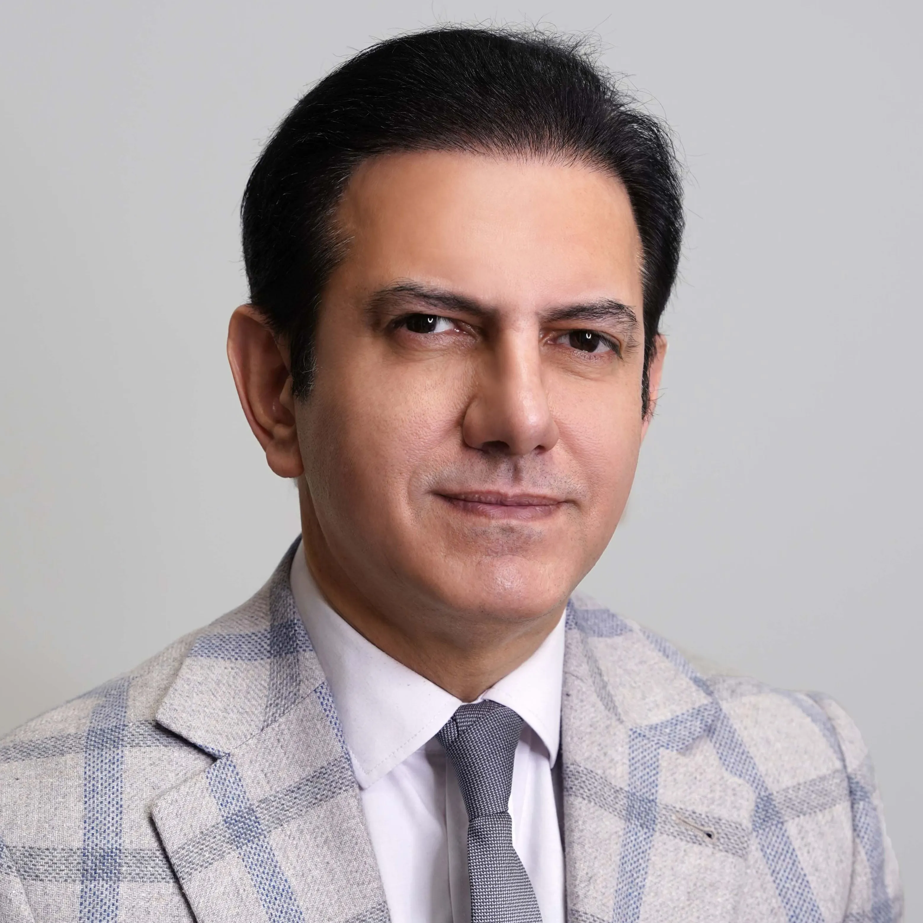 دکتر آرش نجف بیگی