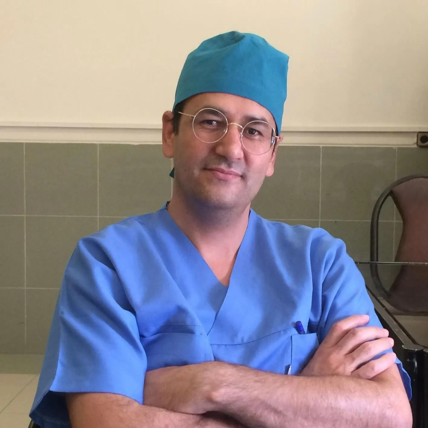 دکتر مجتبی قندهاری