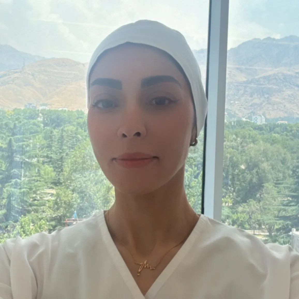 دکتر سمیرا تسنیمی