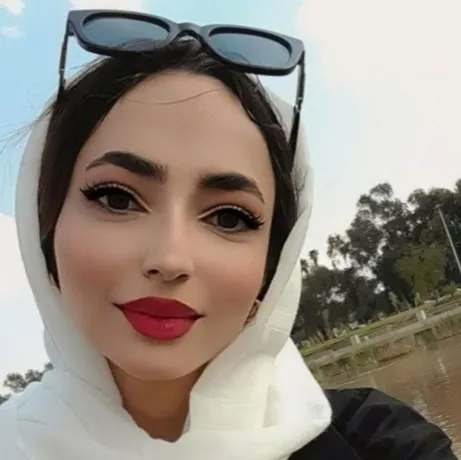 زهرا عبادی