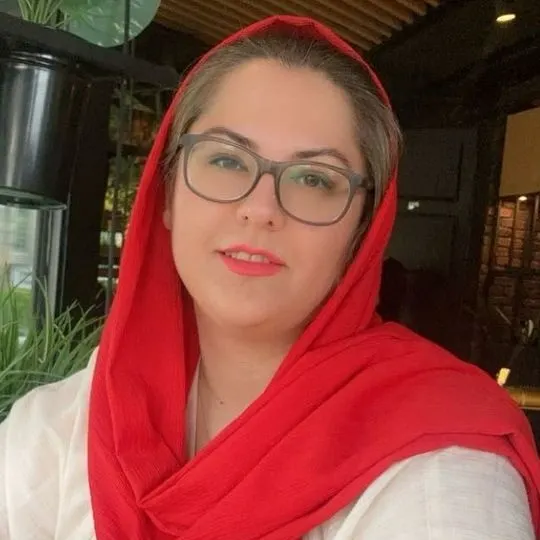 نازنین السادات الحسینی