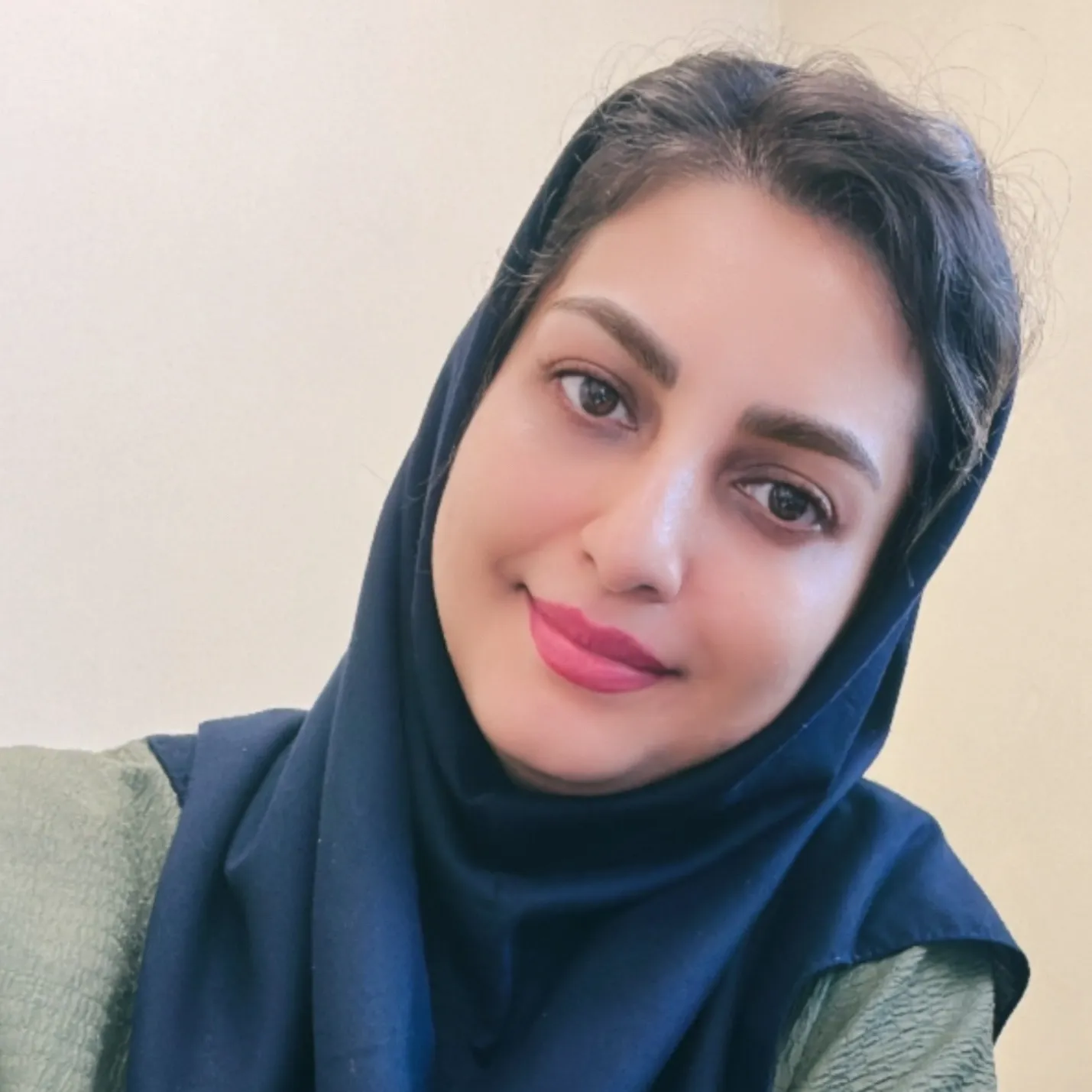 دکتر روژین رادمهر