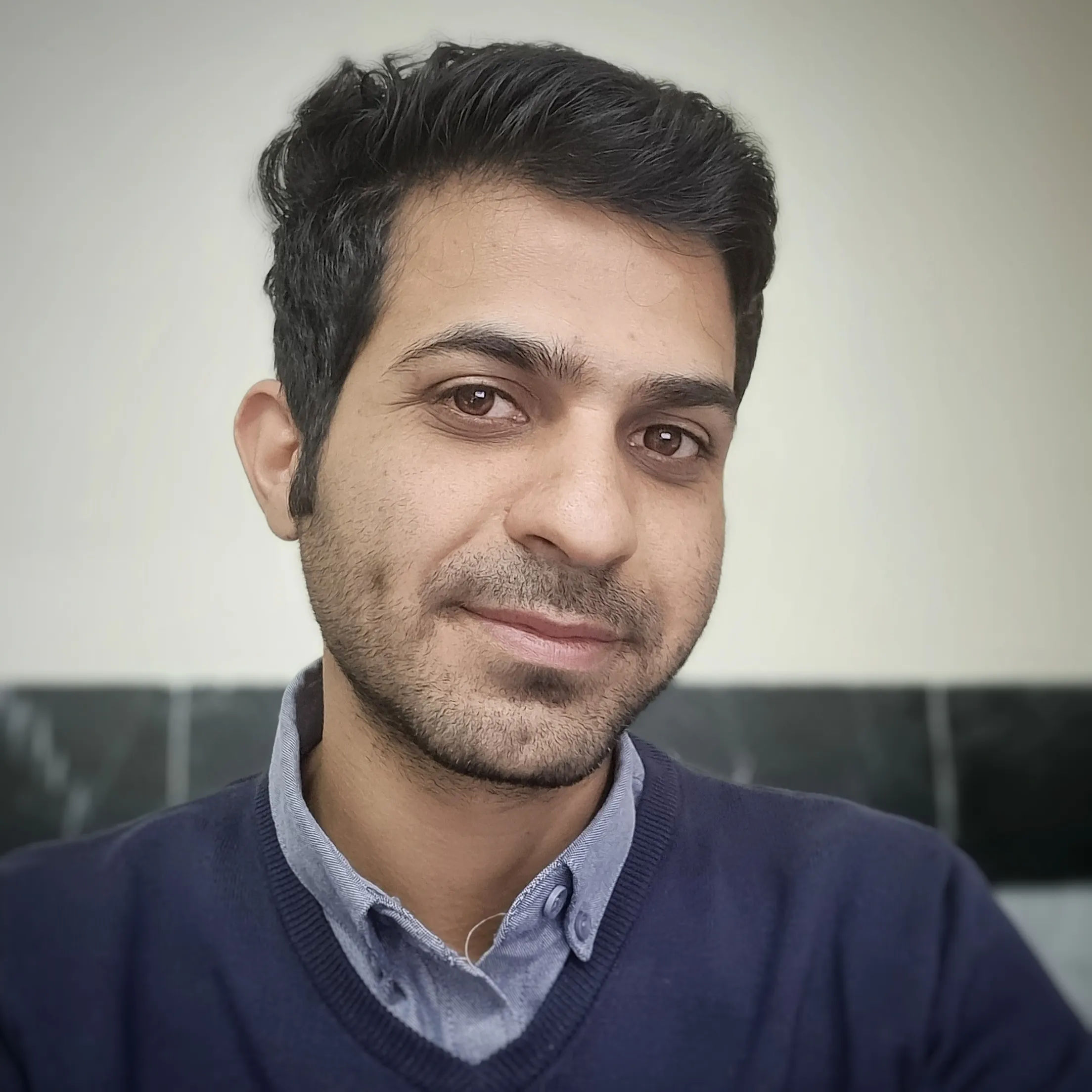 دکتر مصطفی حاتمی مجومرد