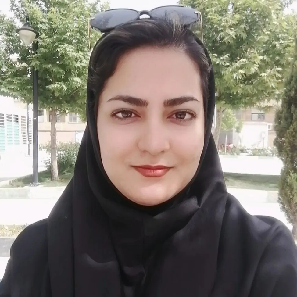 شیما ایزدی