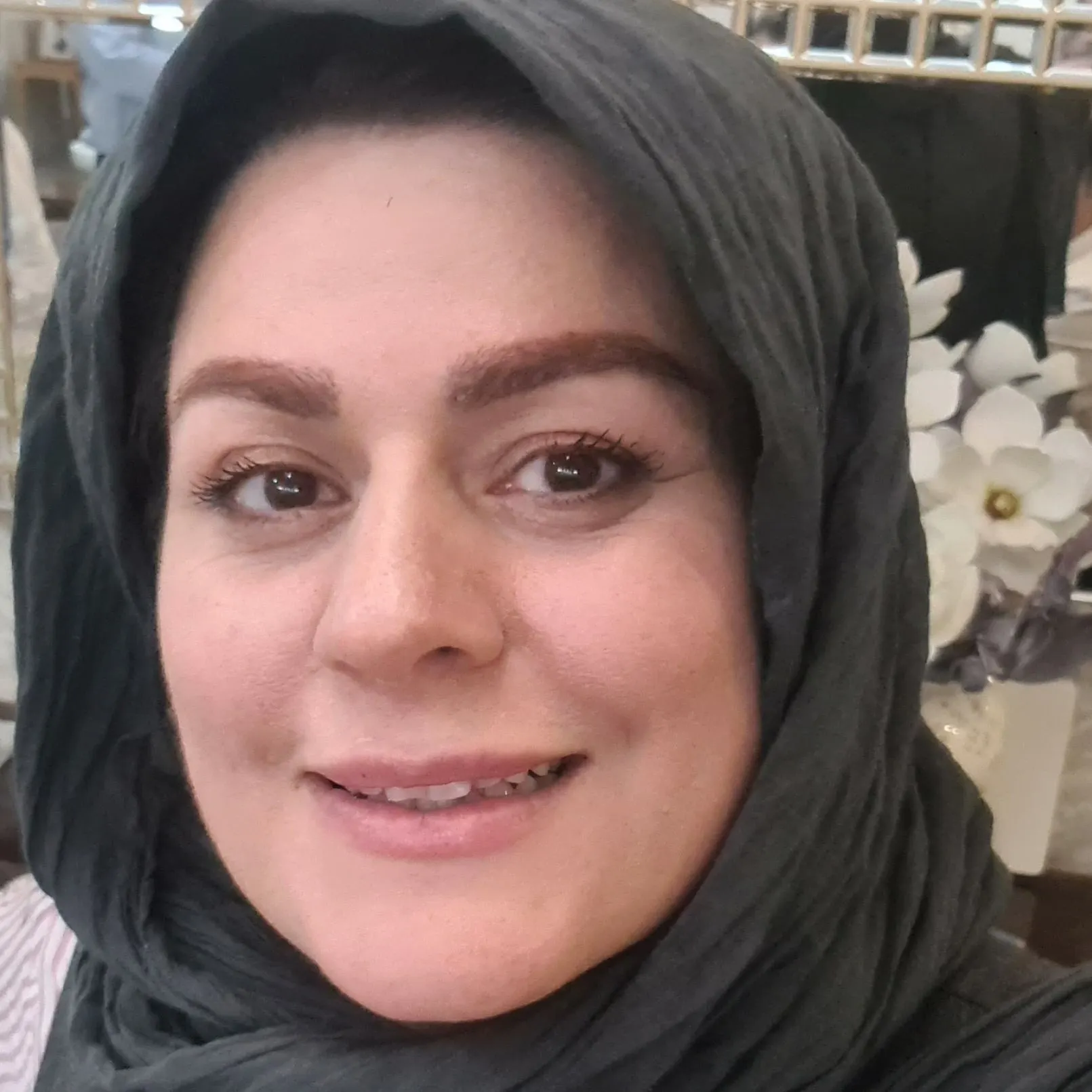 دکتر نرجس ترابی