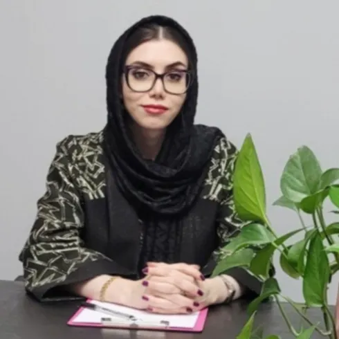 صبا هاشم زاده