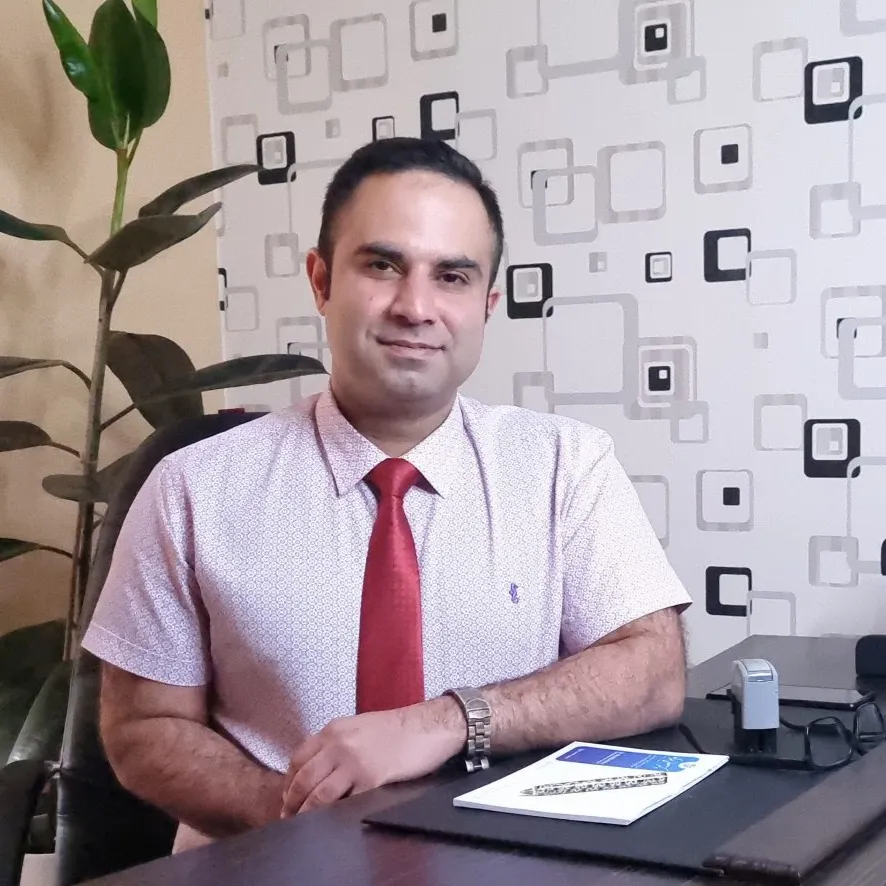 دکتر مصطفی مهری
