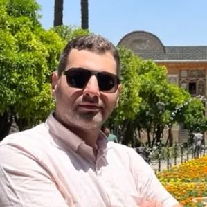 دکتر شایان امجدی