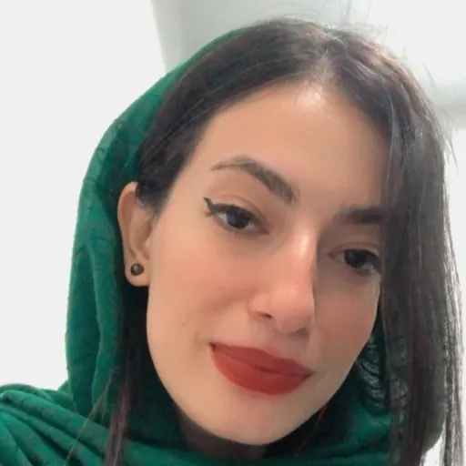 میدیا فتحیان