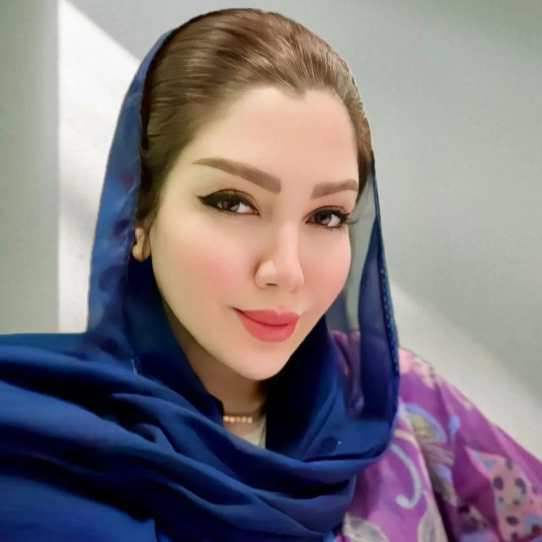 فرزانه دری