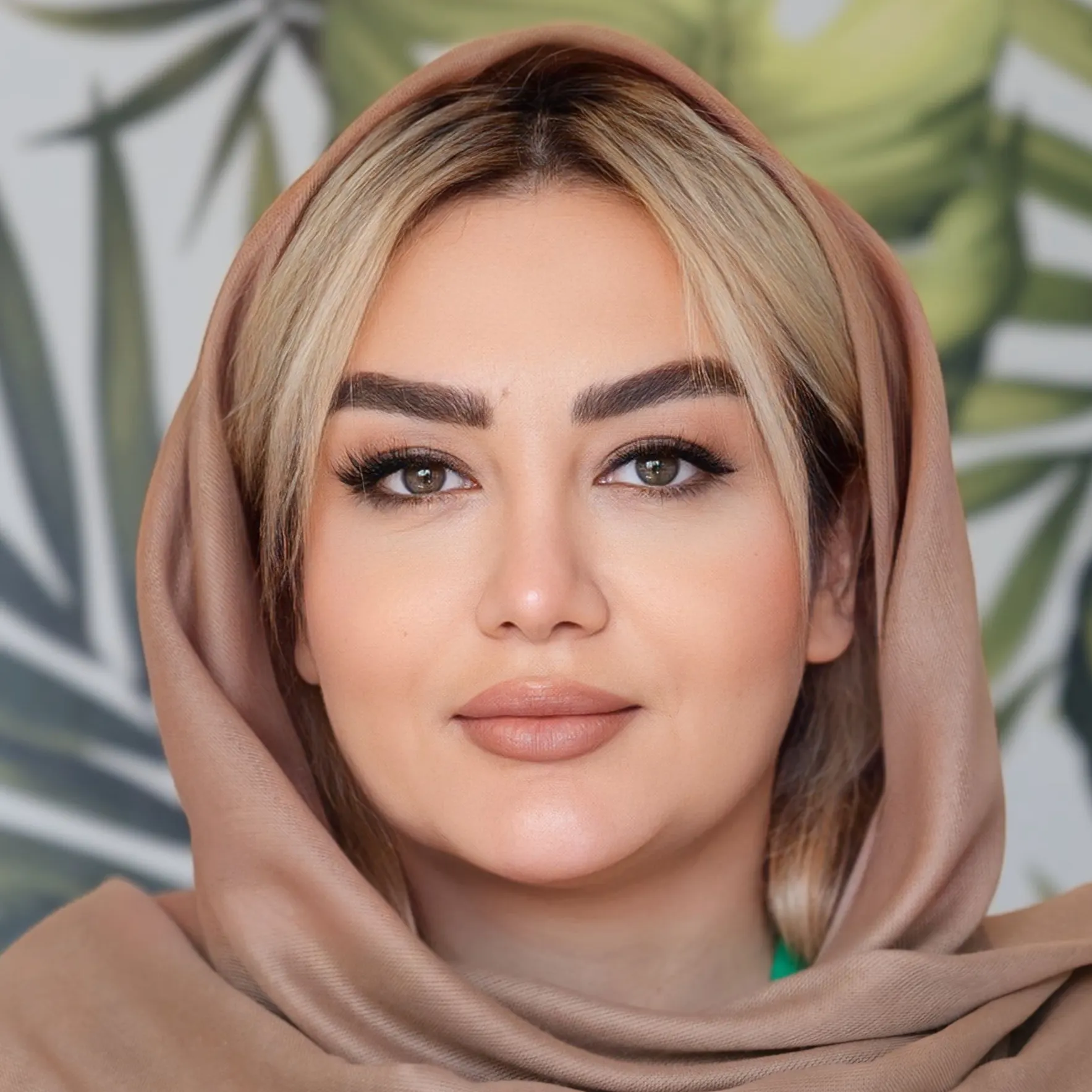 دکتر الناز درخشان