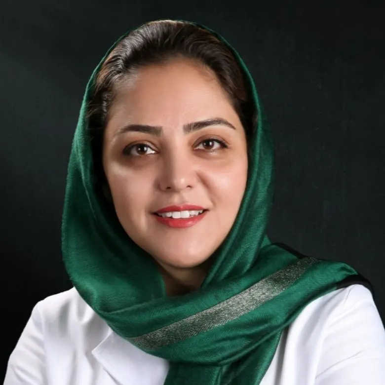 مهرنوش فولادی
