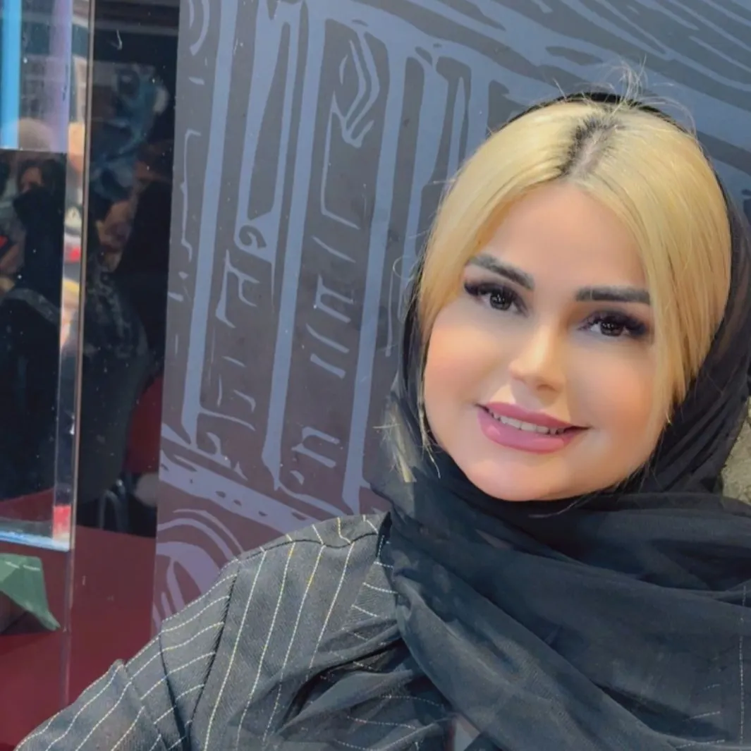 آناهیتا اکبری