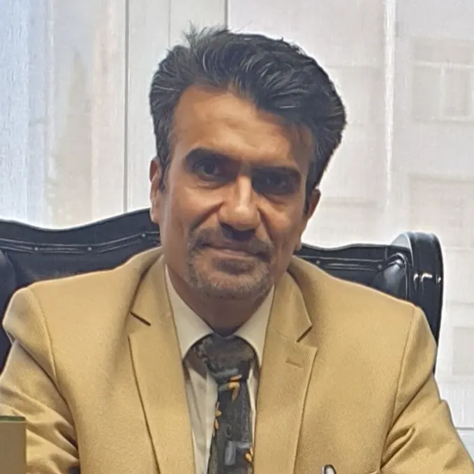 دکتر حسین مهاجری مقدم