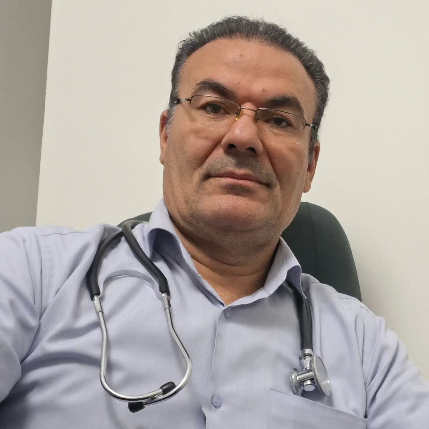 دکتر علی اصغر میرزائی